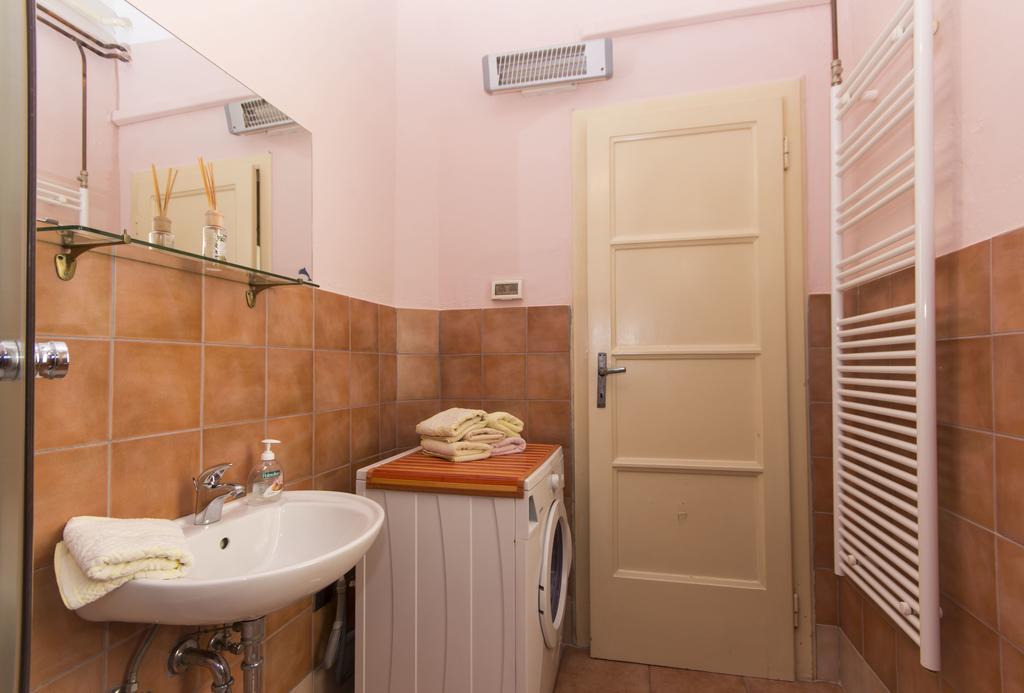 Spacious & Smart Center Apartment Pula Phòng bức ảnh